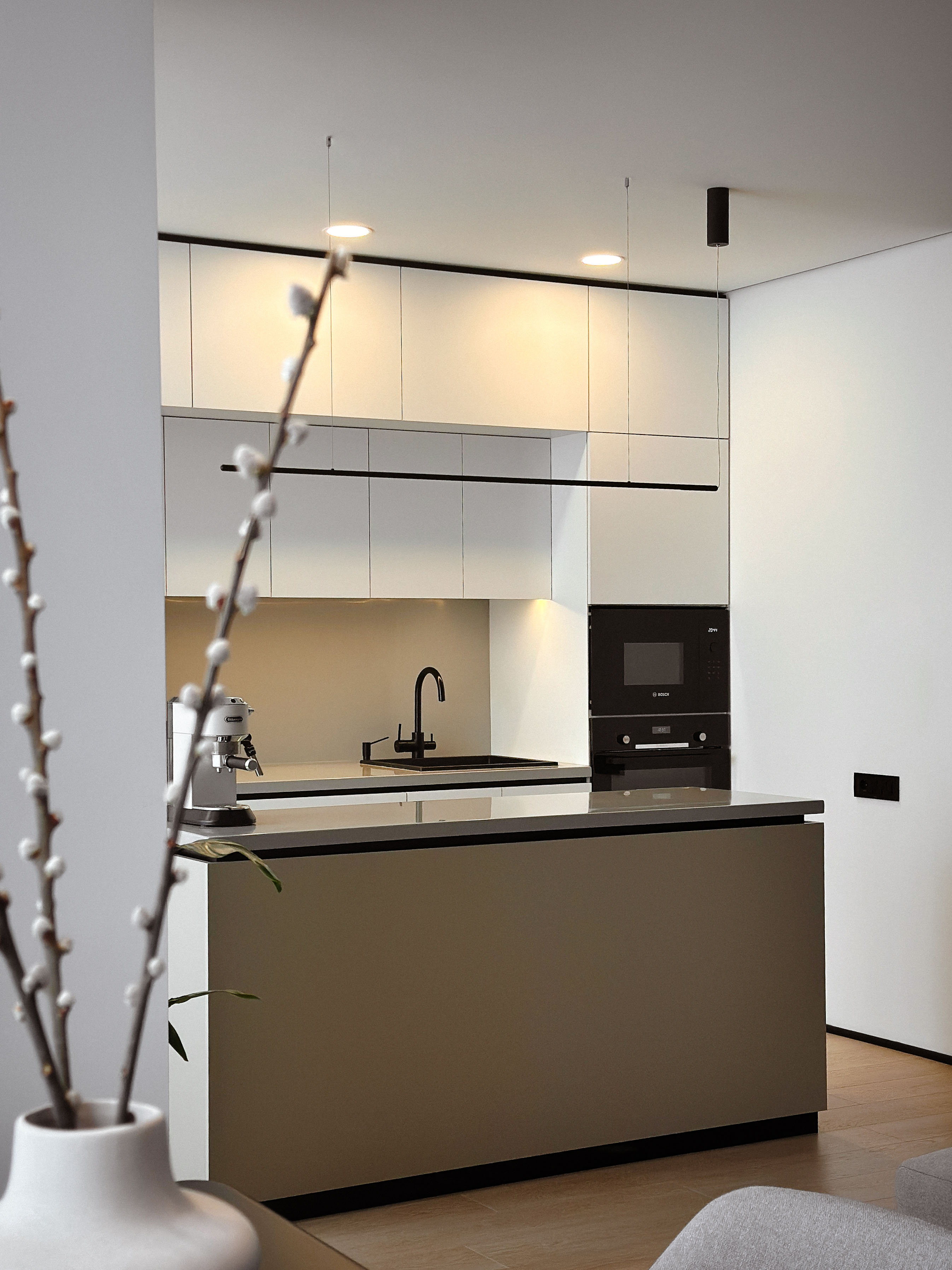 MINIMALISM 02 gallery image